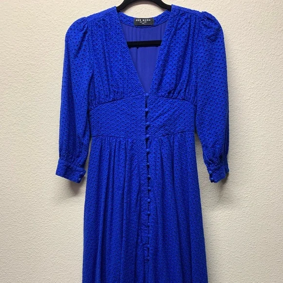 Few Moda | Dresses | Few Moda Blue Eyelet Midi Dress Xs | Poshmark